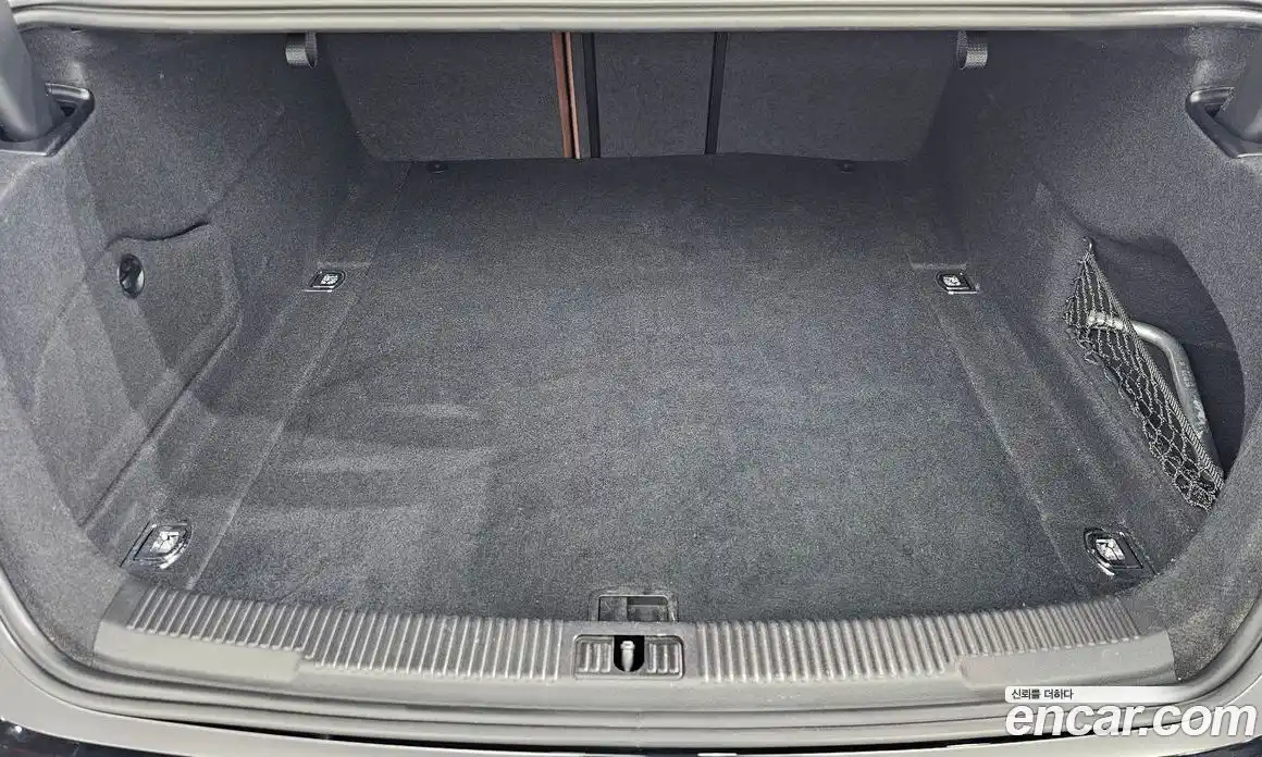Audi A6 2018 2.0 автомат (гидро), фото 22