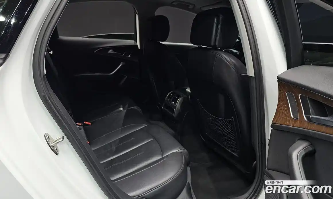 Audi A6 2015 3.0 автомат (гидро), фото 11