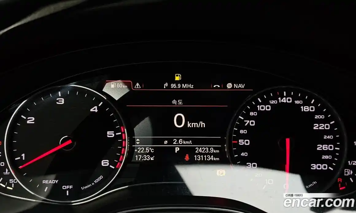 Audi A6 2015 3.0 автомат (гидро), фото 8