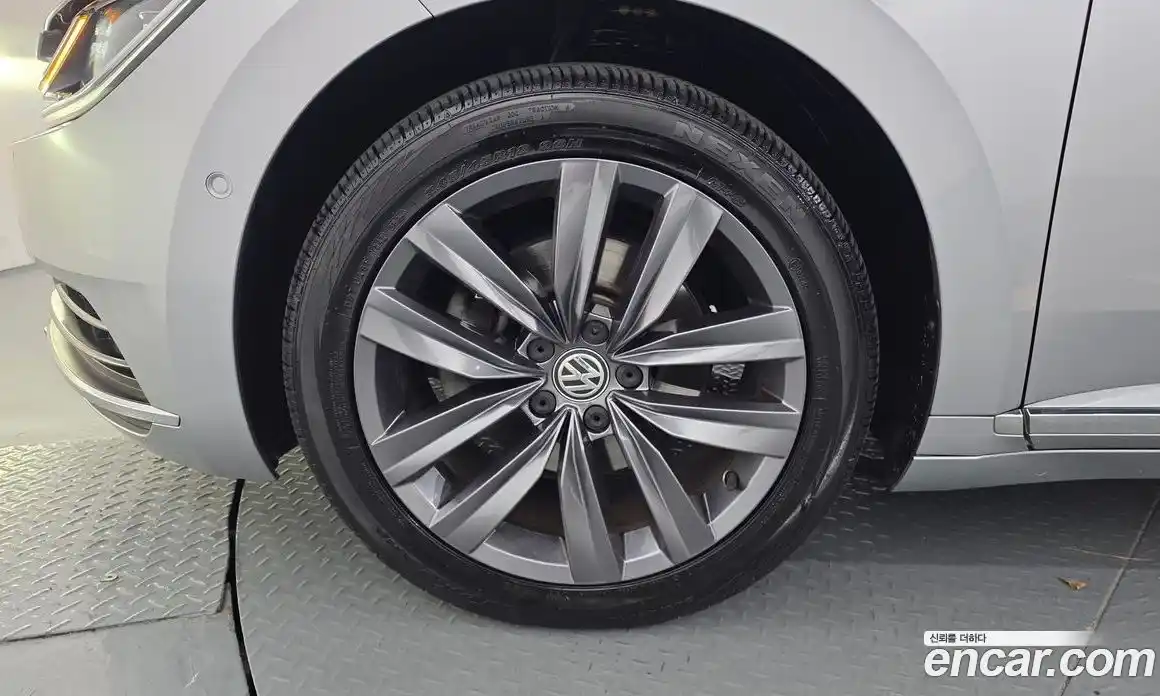 Volkswagen Arteon 2020 2.0 автомат (гидро), фото 5