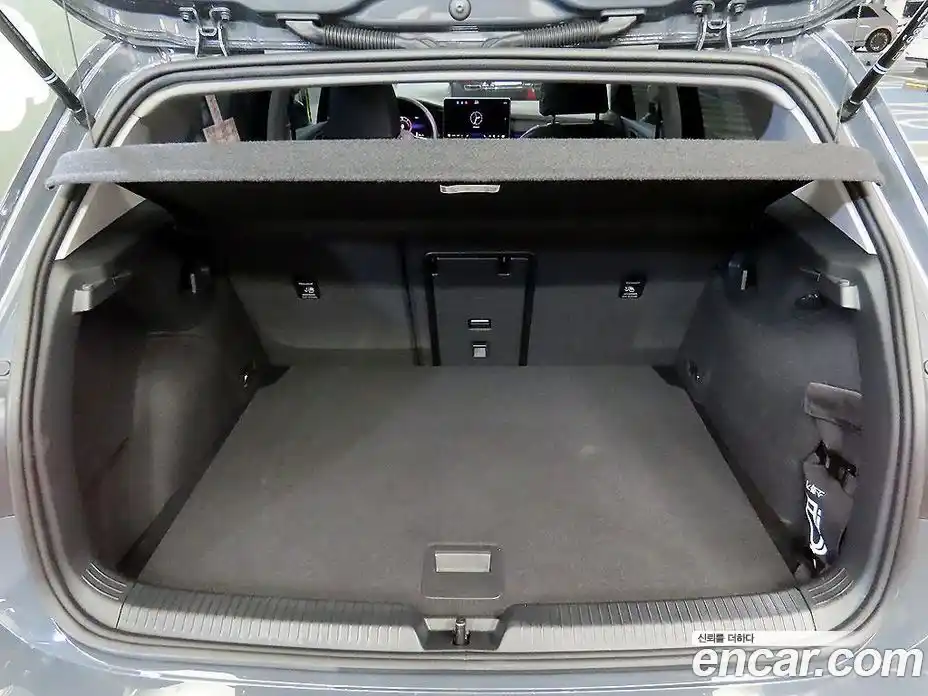 Volkswagen Golf 2025 2.0 автомат (гидро), фото 17