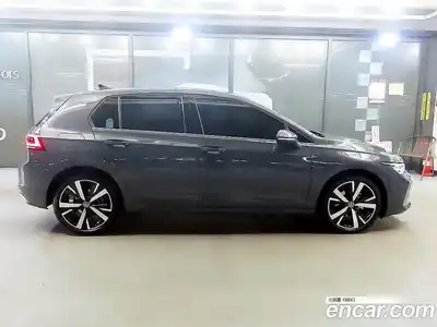 Volkswagen Golf 2025 2.0 автомат (гидро), миниатюра 3