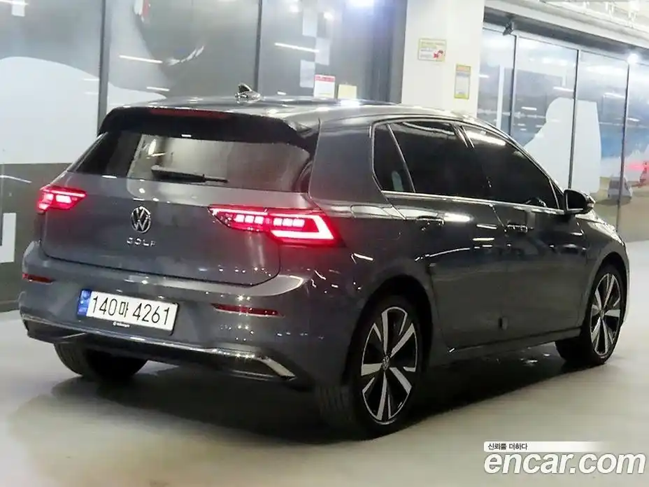 Volkswagen Golf 2025 2.0 автомат (гидро), фото 4
