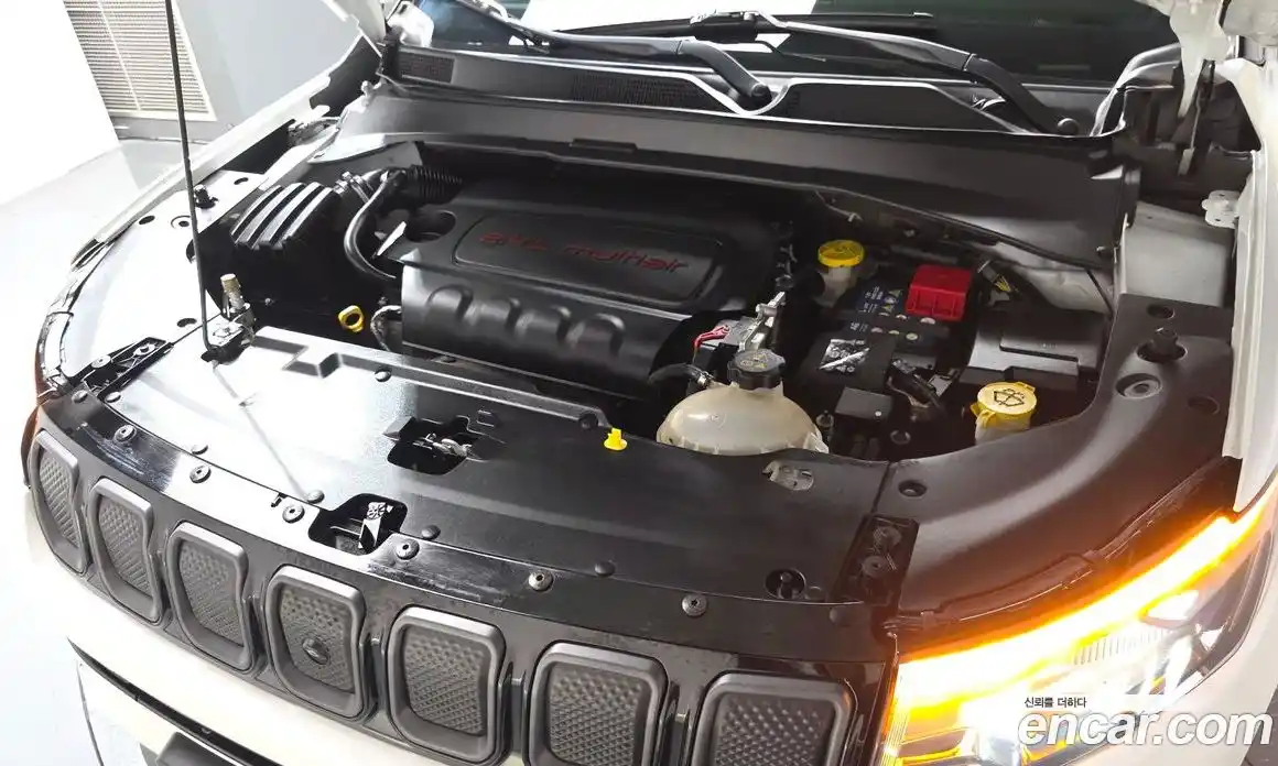 Jeep Compass 2022 2.4 автомат (гидро), фото 5