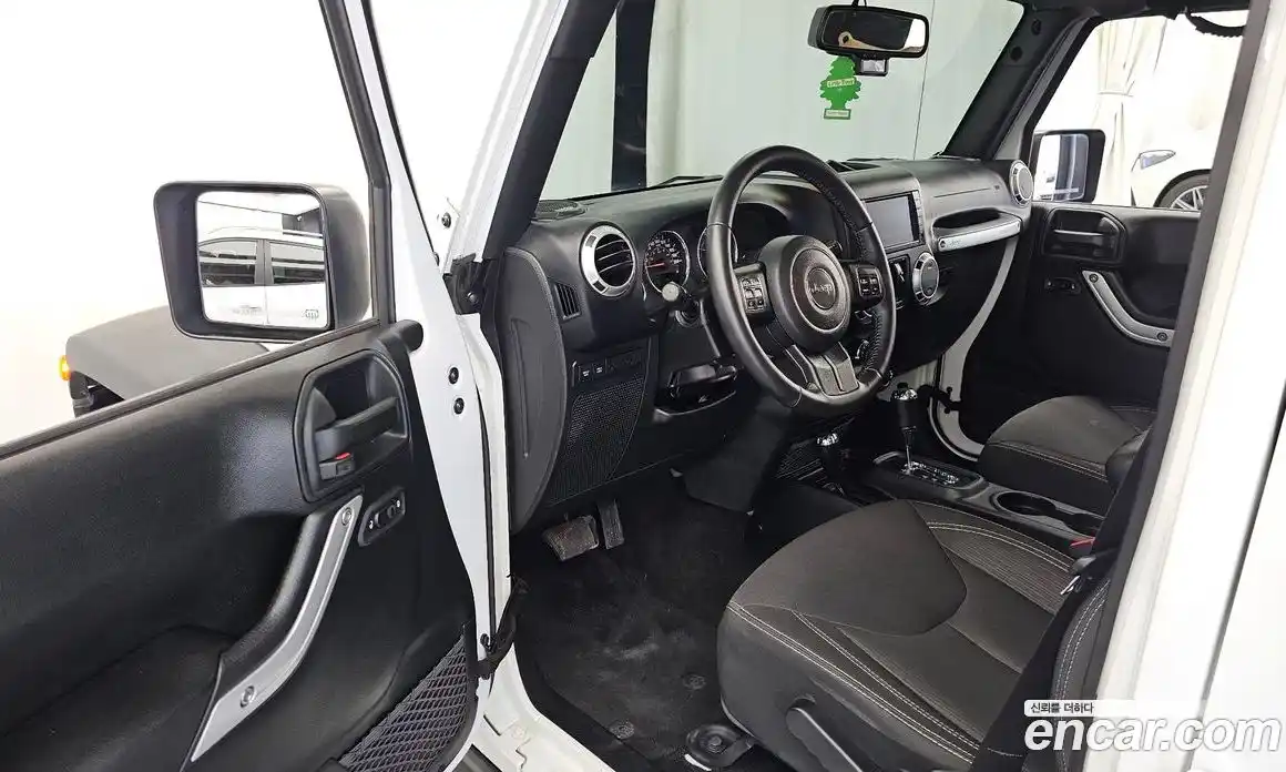Jeep Wrangler 2017 3.6 автомат (гидро), фото 13
