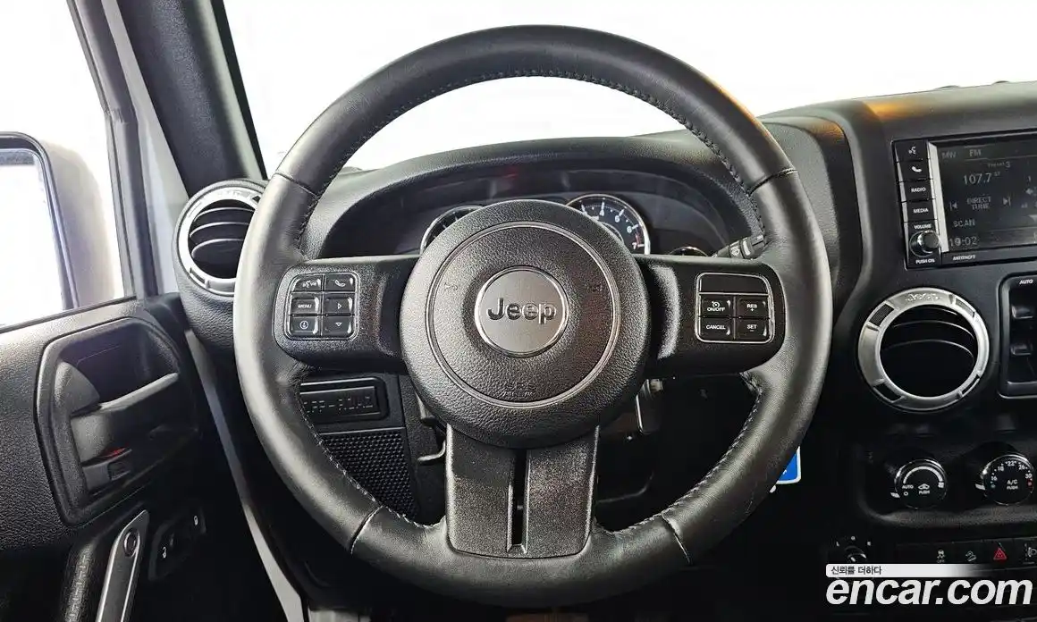 Jeep Wrangler 2017 3.6 автомат (гидро), фото 19
