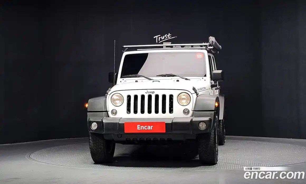 Jeep Wrangler 2017 3.6 автомат (гидро), фото 3