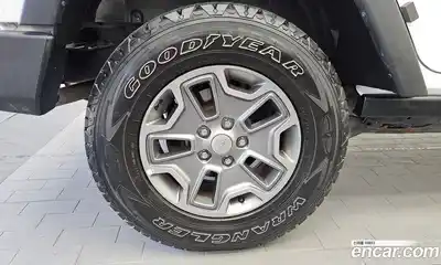 Jeep Wrangler 2017 3.6 автомат (гидро), миниатюра 5