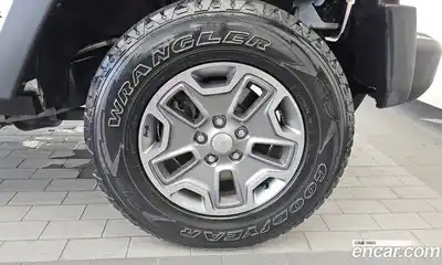 Jeep Wrangler 2017 3.6 автомат (гидро), миниатюра 7