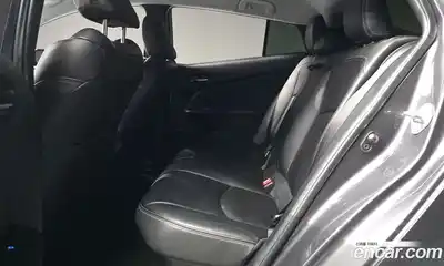 Toyota Prius 2018 1.8 автомат (гидро), миниатюра 12