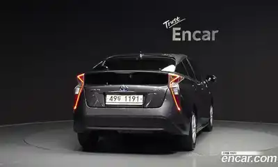 Toyota Prius 2018 1.8 автомат (гидро), миниатюра 4 Toyota Prius 2018 1.8 автомат (гидро), миниатюра 4