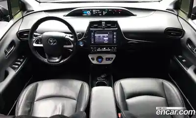 Toyota Prius 2018 1.8 автомат (гидро), миниатюра 7 Toyota Prius 2018 1.8 автомат (гидро), миниатюра 7