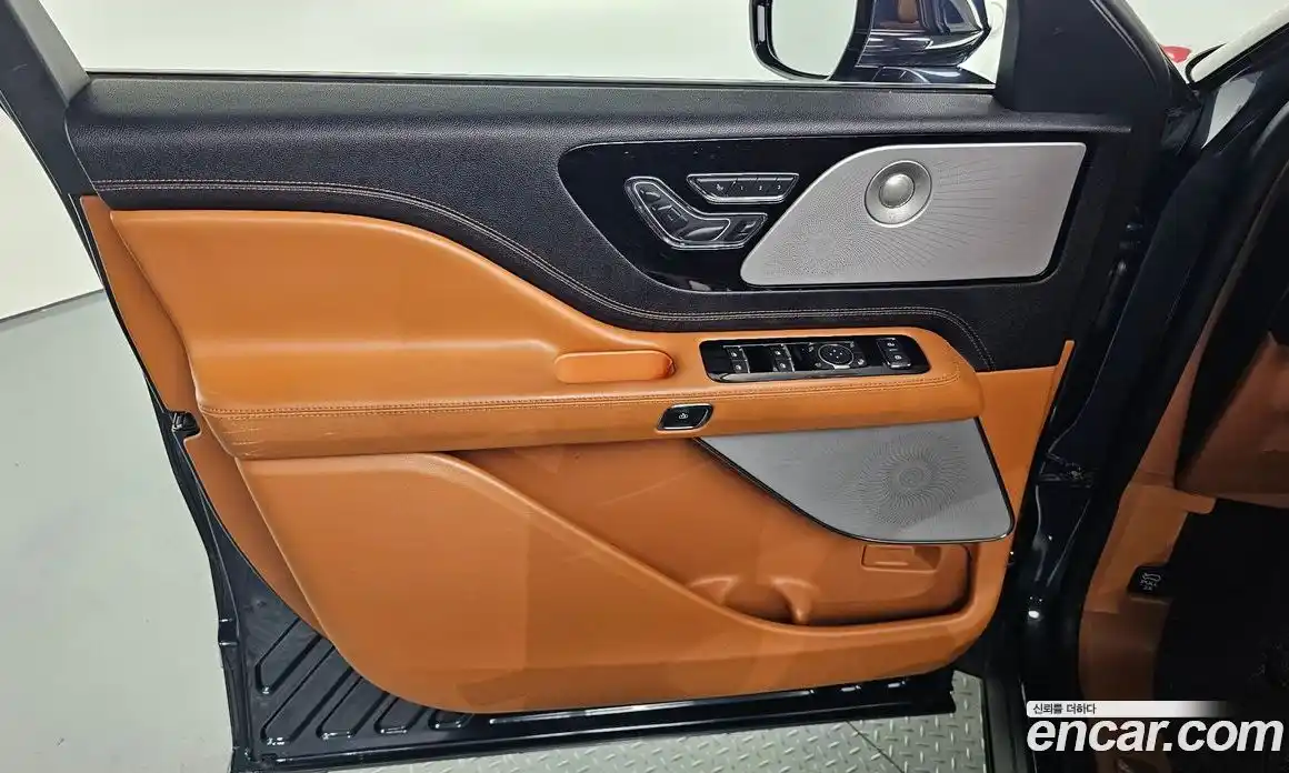 Lincoln Aviator 2022 3.0 автомат (гидро), фото 14 Lincoln Aviator 2022 3.0 автомат (гидро), фото 14