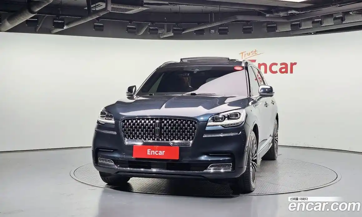 Lincoln Aviator 2022 3.0 автомат (гидро), фото 3 Lincoln Aviator 2022 3.0 автомат (гидро), фото 3