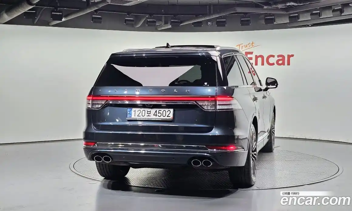 Lincoln Aviator 2022 3.0 автомат (гидро), фото 4 Lincoln Aviator 2022 3.0 автомат (гидро), фото 4