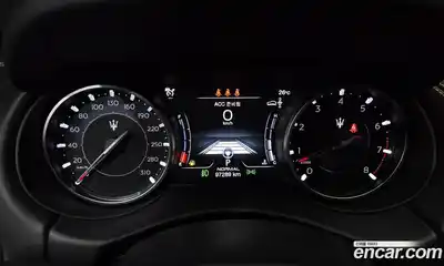 Maserati Levante 2021 3.0 автомат (гидро), миниатюра 11
