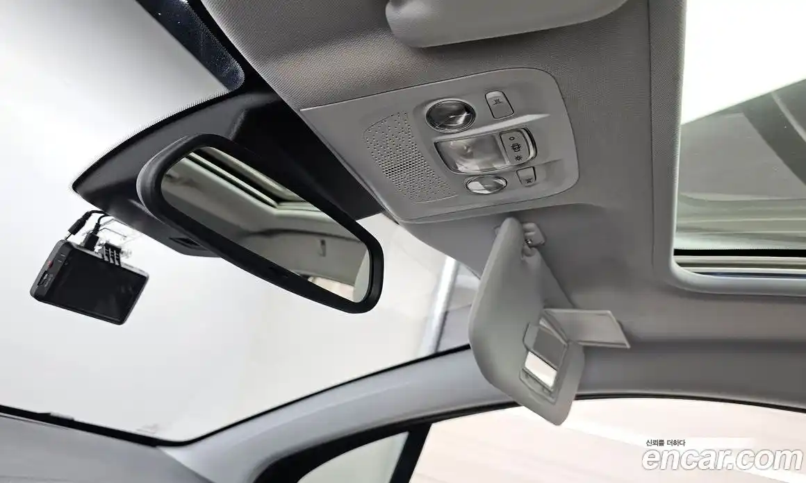 Peugeot 2008 2017 1.6 автомат (гидро), фото 18