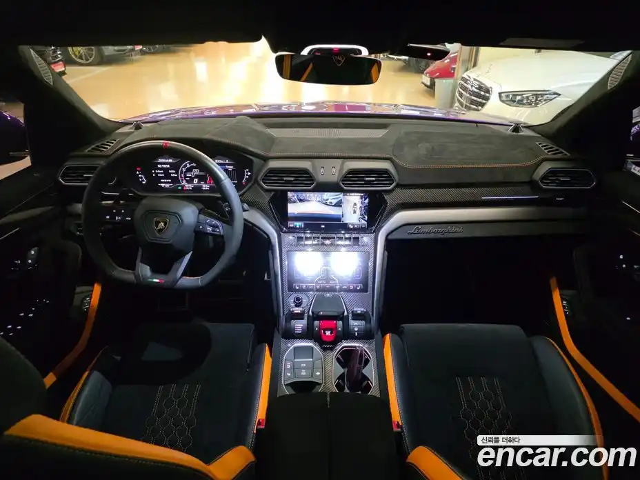 Lamborghini Urus 2023 4.0 автомат (гидро), фото 8 Lamborghini Urus 2023 4.0 автомат (гидро), фото 8