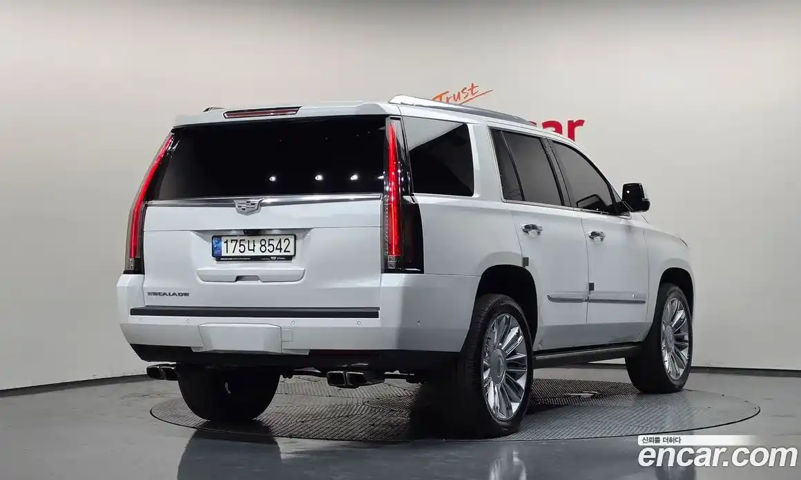 Cadillac Escalade 2020 6.2 автомат (гидро), фото 2 Cadillac Escalade 2020 6.2 автомат (гидро), фото 2