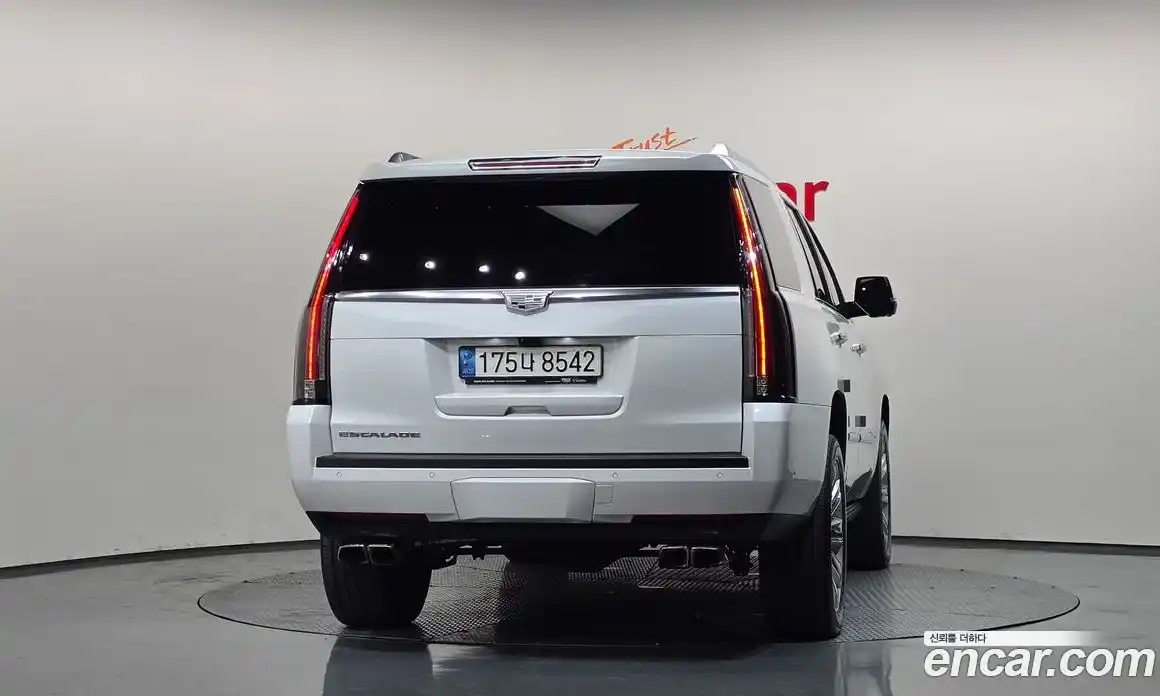 Cadillac Escalade 2020 6.2 автомат (гидро), фото 4 Cadillac Escalade 2020 6.2 автомат (гидро), фото 4