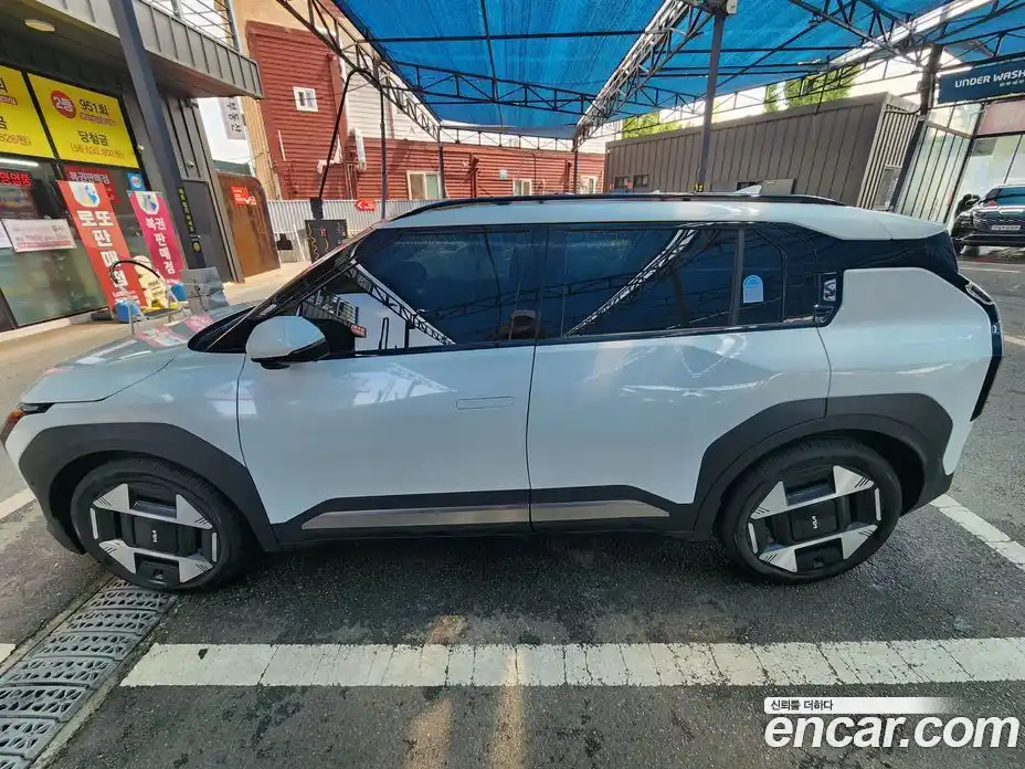 Kia EV3 2024 2.0 автомат (гидро), фото 3