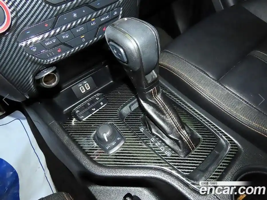 Ford Ranger 2021 2.0 автомат (гидро), фото 12