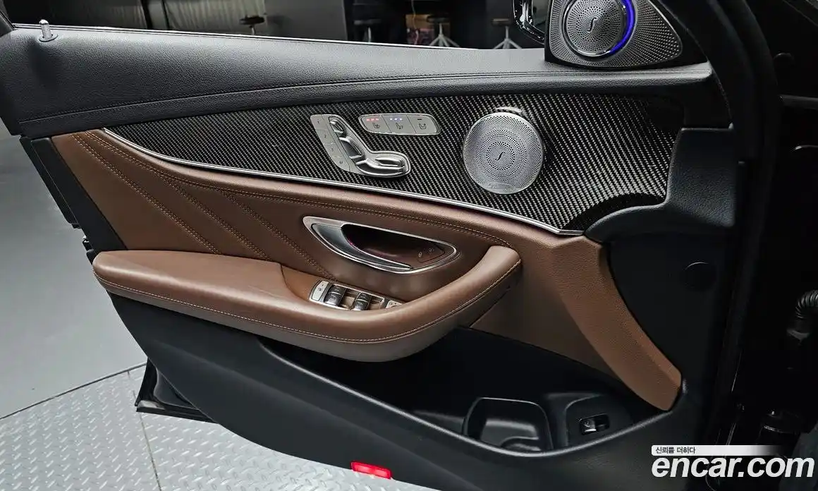 Mercedes-Benz E-Class 2018 4.0 автомат (гидро), фото 14
