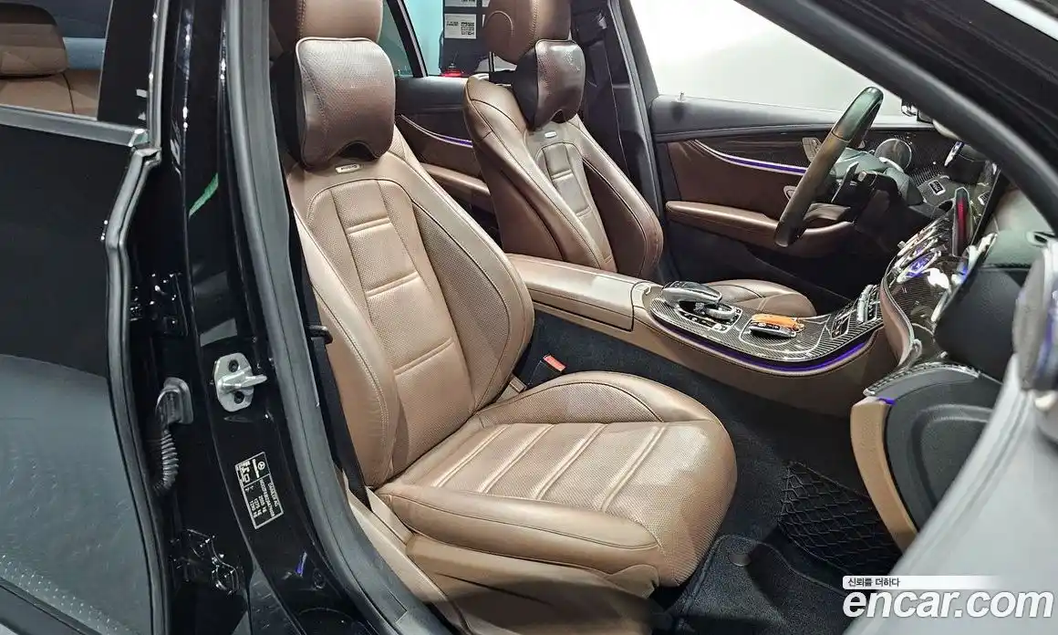 Mercedes-Benz E-Class 2018 4.0 автомат (гидро), фото 16