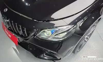 Mercedes-Benz E-Class 2018 4.0 автомат (гидро), миниатюра 8