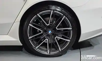 BMW M5 2025 4.4 автомат (гидро), миниатюра 6
