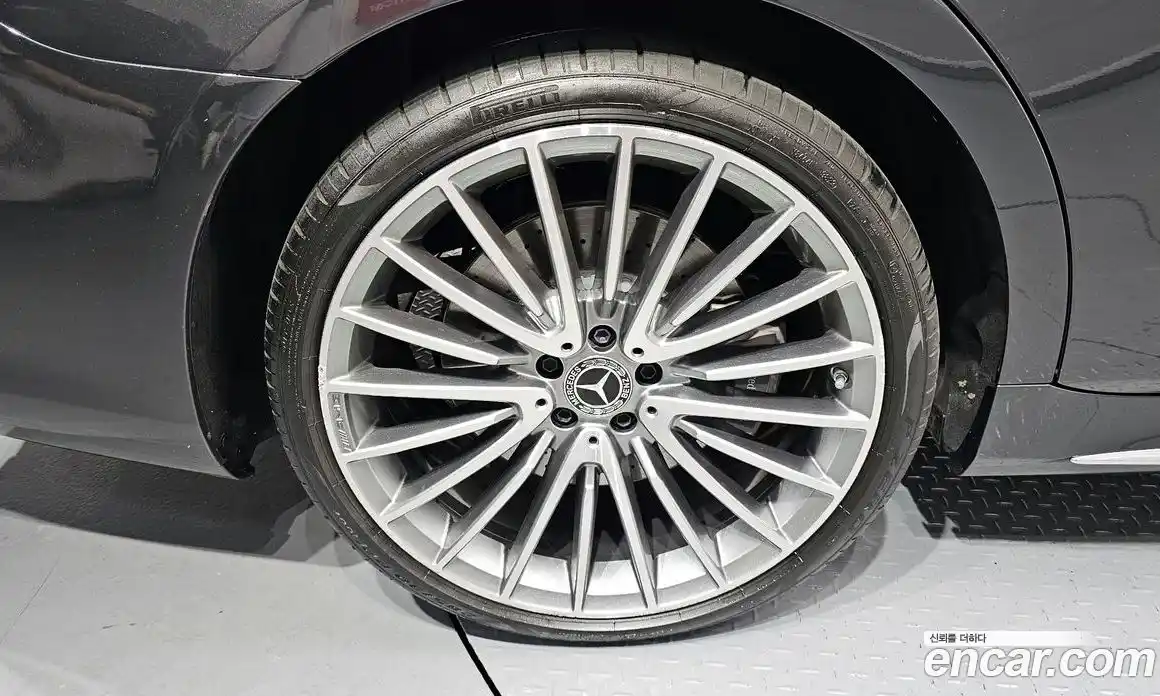 Mercedes-Benz S-Class 2024 3.0 автомат (гидро), фото 32