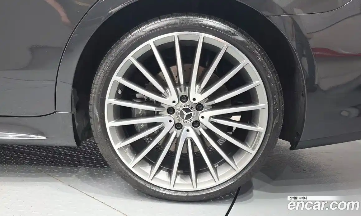 Mercedes-Benz S-Class 2024 3.0 автомат (гидро), фото 5