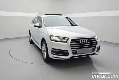 Audi Q7, 2019, 140 399 км