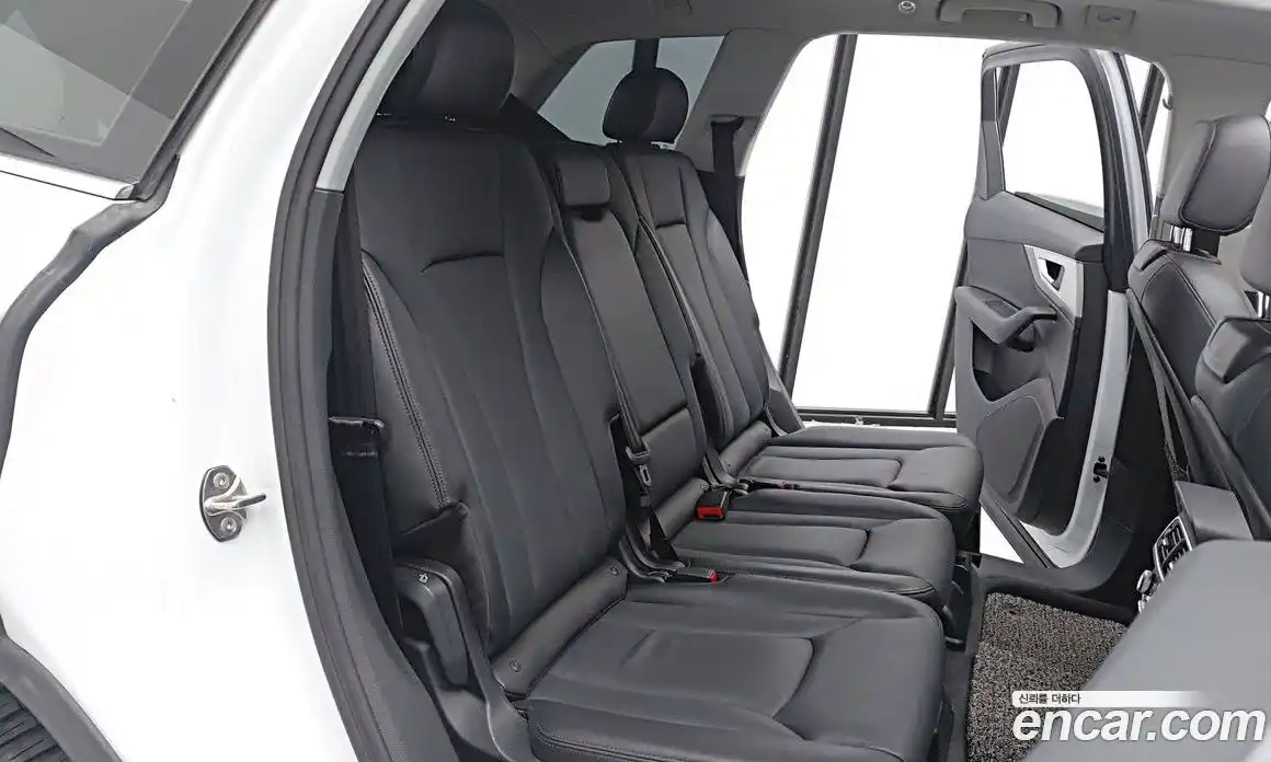 Audi Q7 2019 2.0 автомат (гидро), фото 7