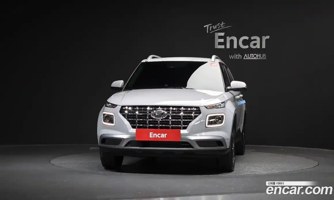 Hyundai Venue 2025 1.6 автомат (гидро), фото 3