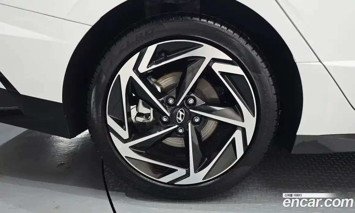 Hyundai Sonata 2025 2.0 автомат (гидро), фото 5