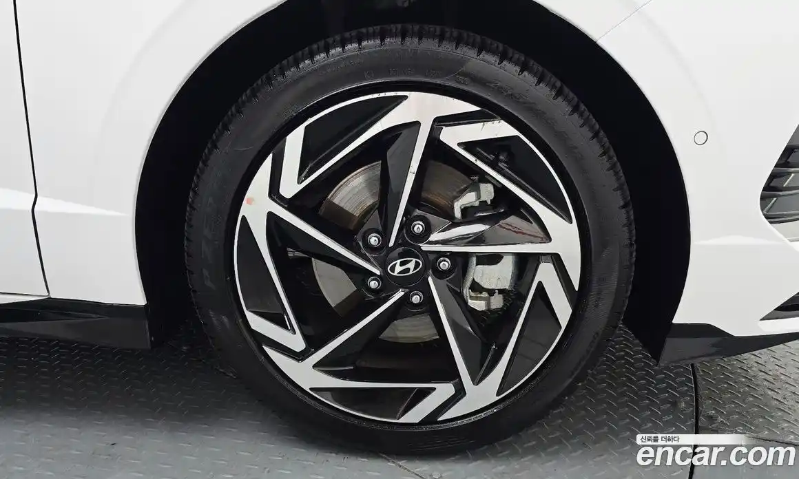 Hyundai Sonata 2025 2.0 автомат (гидро), фото 7