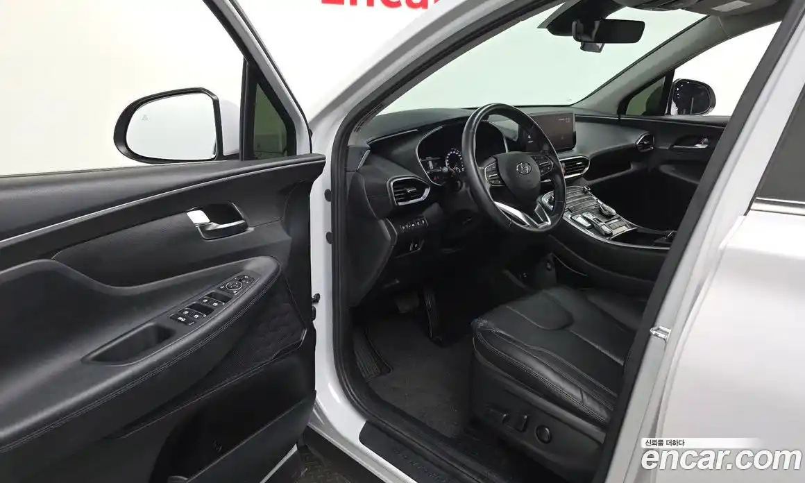 Hyundai Santa Fe 2022 2.2 автомат (гидро), фото 12