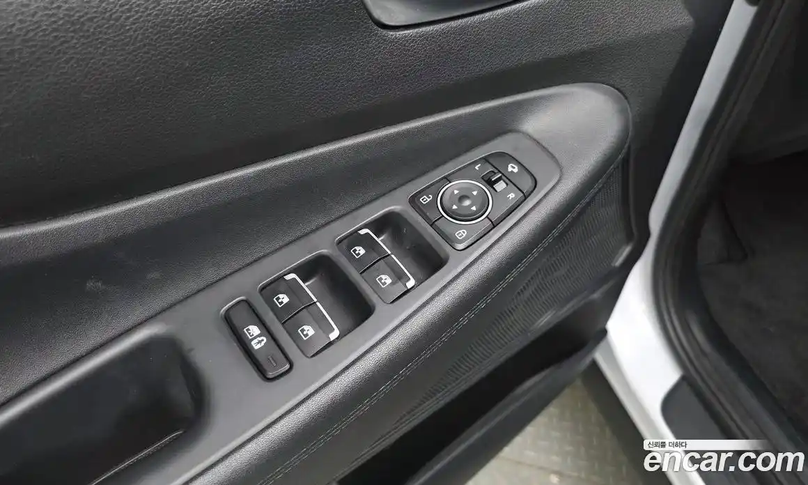 Hyundai Santa Fe 2022 2.2 автомат (гидро), фото 27