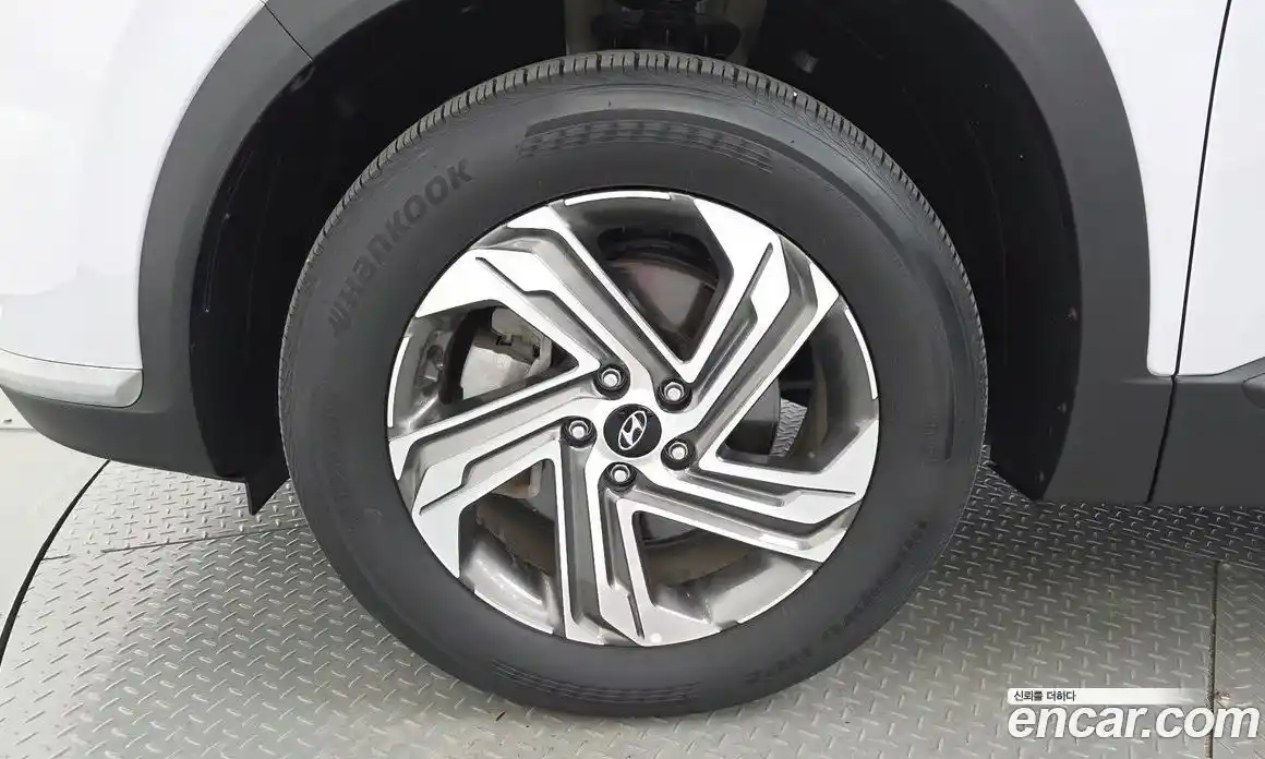 Hyundai Santa Fe 2022 2.2 автомат (гидро), фото 4