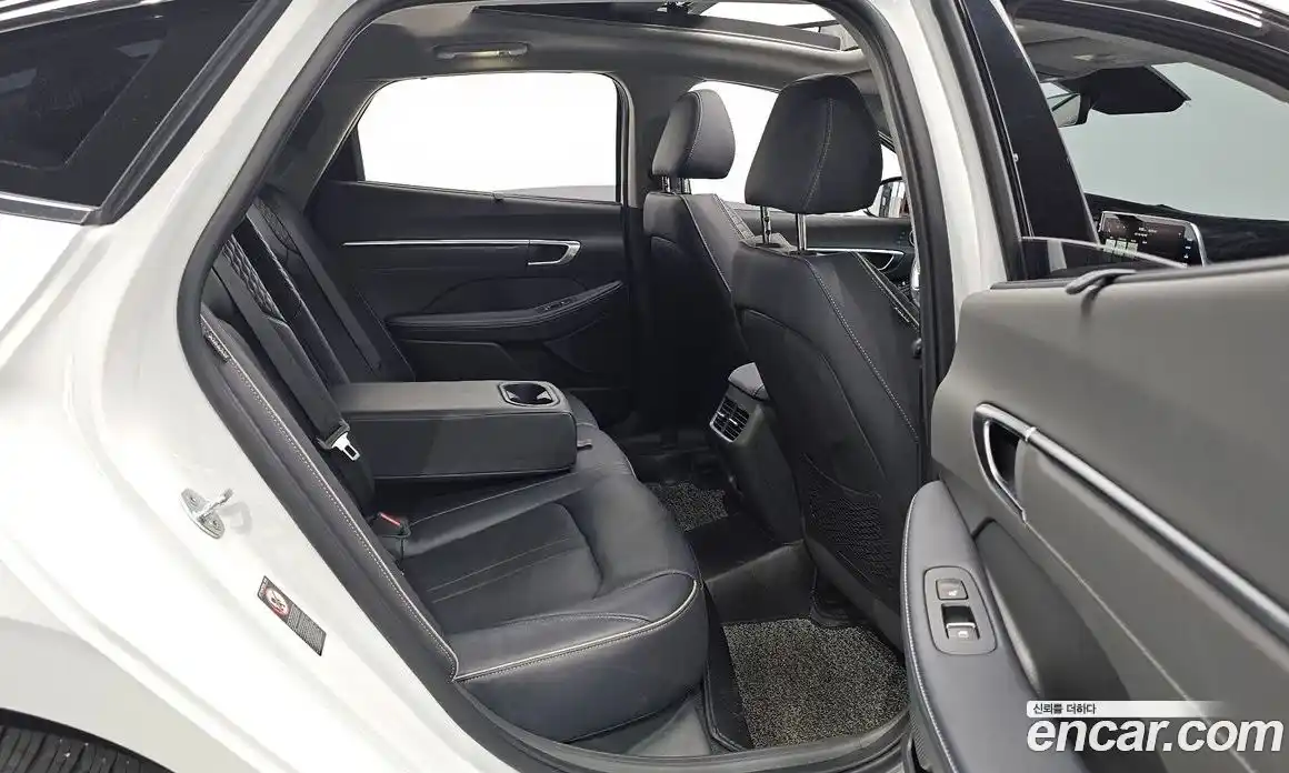 Hyundai Sonata 2022 2.0 автомат (гидро), фото 16
