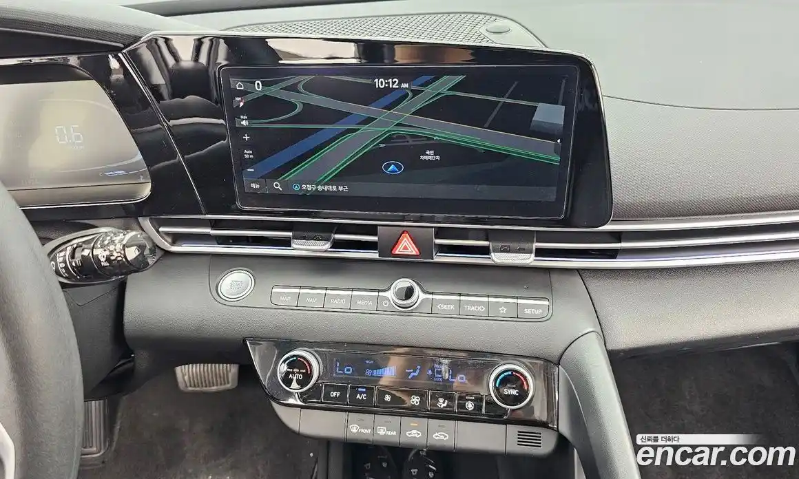 Hyundai Avante 2023 1.6 автомат (гидро), фото 14