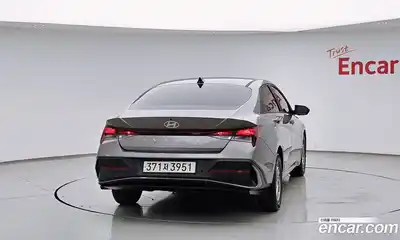 Hyundai Avante 2023 1.6 автомат (гидро), миниатюра 4