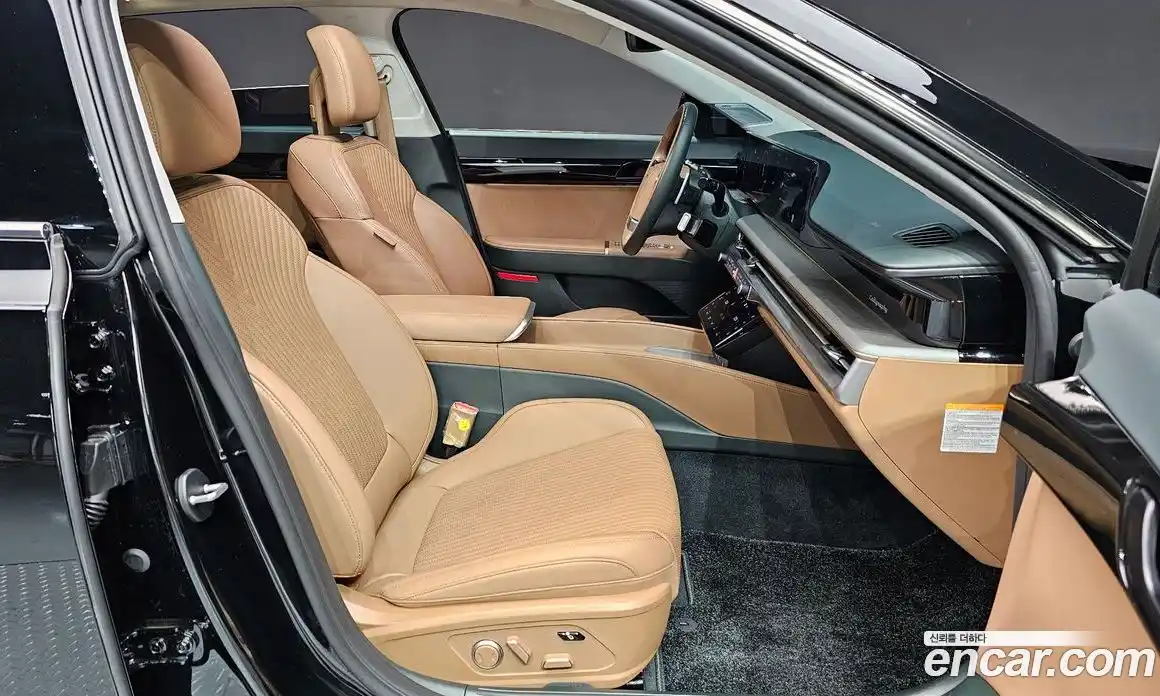 Hyundai Grandeur 2024 1.6 автомат (гидро), фото 12
