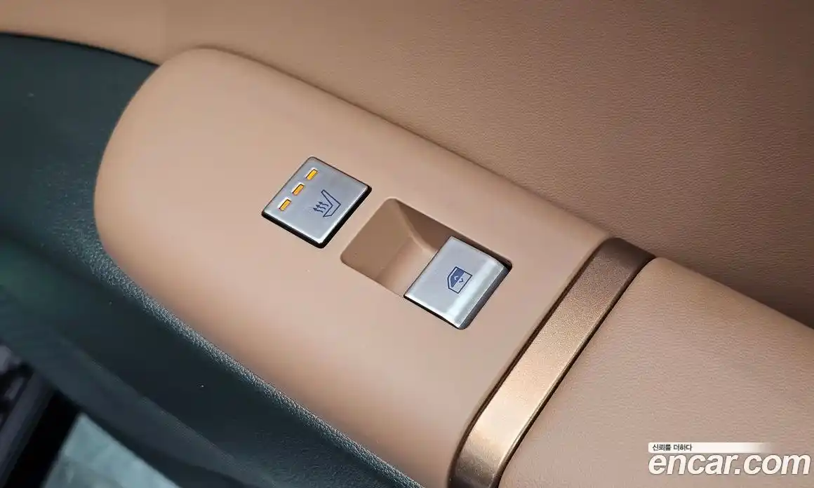 Hyundai Grandeur 2024 1.6 автомат (гидро), фото 17