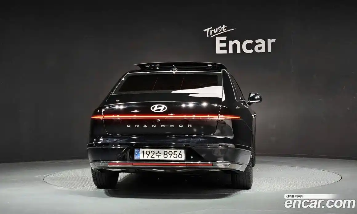 Hyundai Grandeur 2024 1.6 автомат (гидро), фото 4