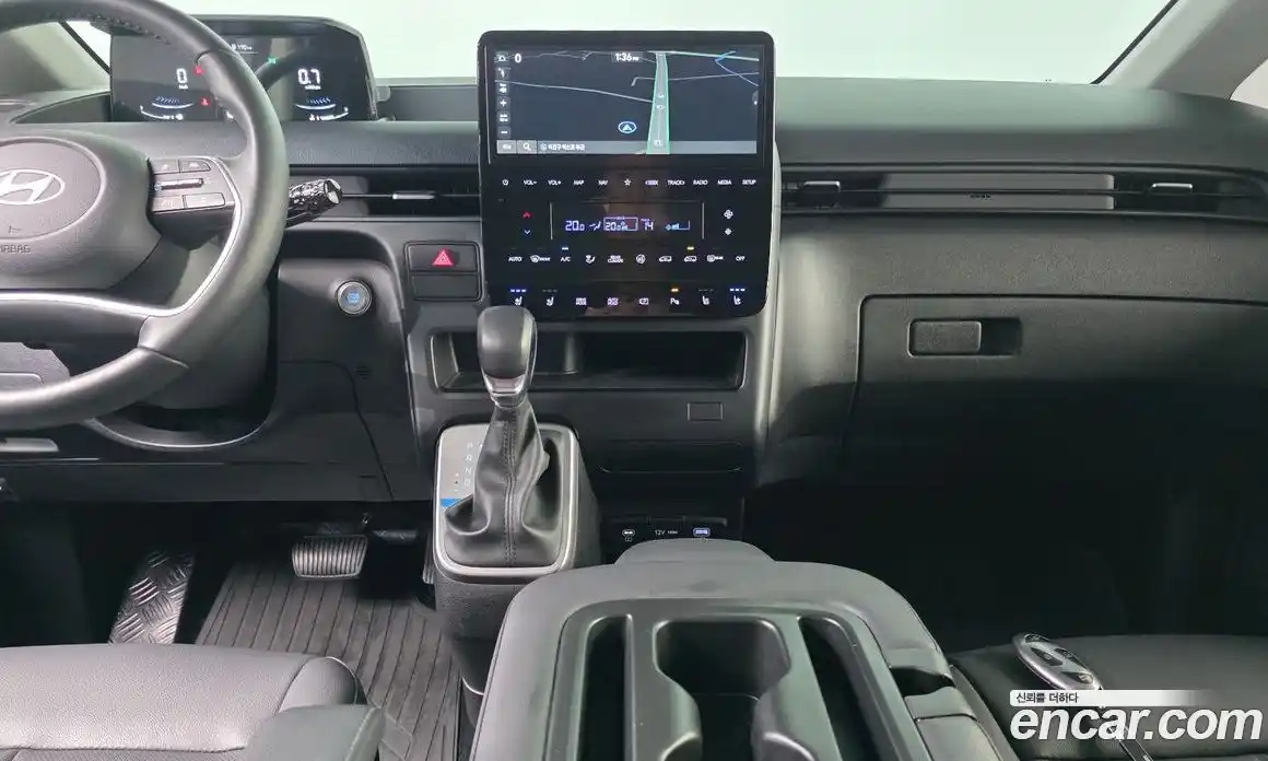 Hyundai Staria 2024 2.2 автомат (гидро), фото 15
