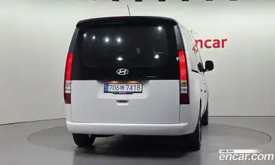 Hyundai Staria 2024 2.2 автомат (гидро), миниатюра 4