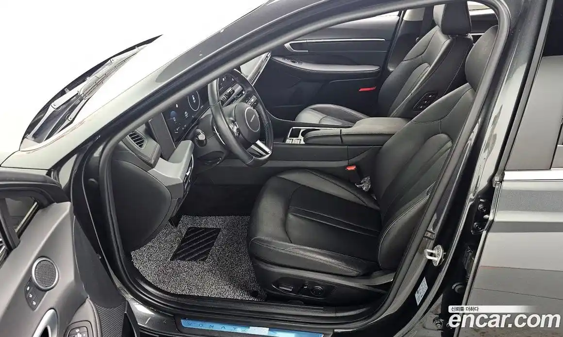Hyundai Sonata 2024 2.0 автомат (гидро), фото 10