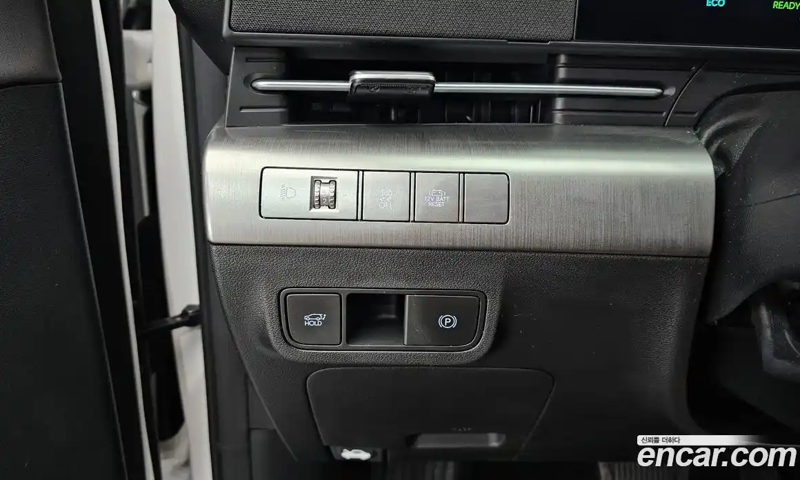 Hyundai Kona 2024 1.6 автомат (гидро), фото 18